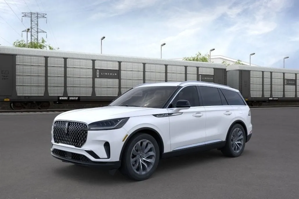 2025 Lincoln Aviator Premiere photo 1