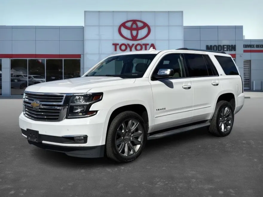 2016 Chevrolet Tahoe LTZ photo 1
