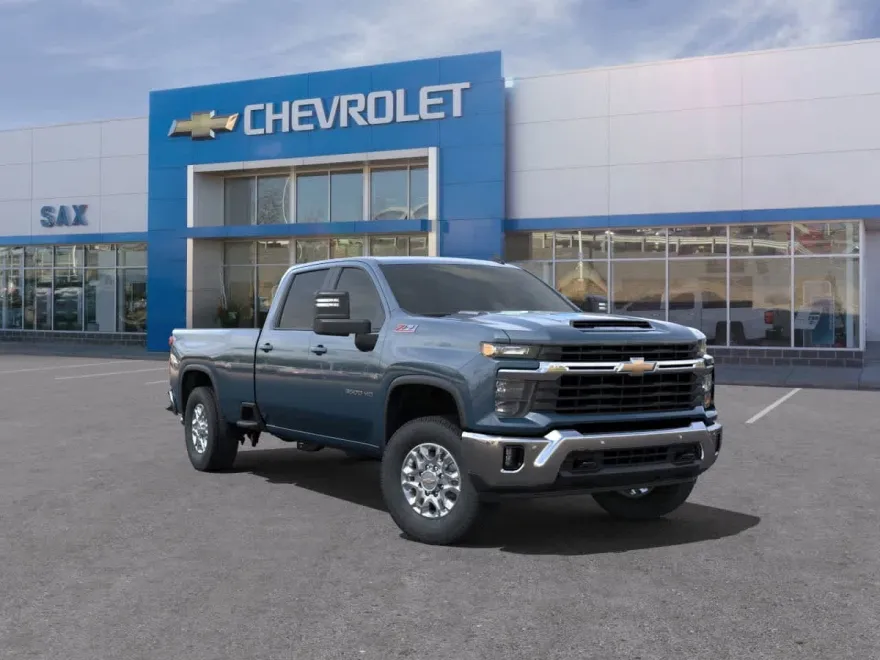 2025 Chevrolet Silverado 3500HD LT photo 1