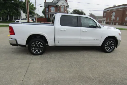 2025 Ram 1500 Laramie photo 2