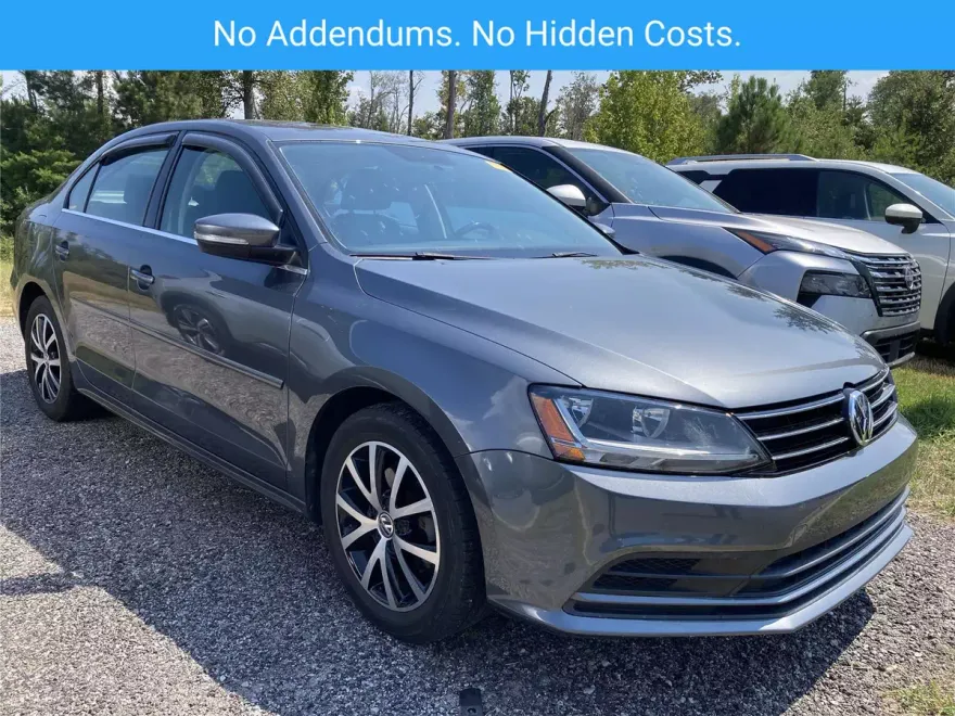 2017 Volkswagen Jetta 1.4T SE photo 1