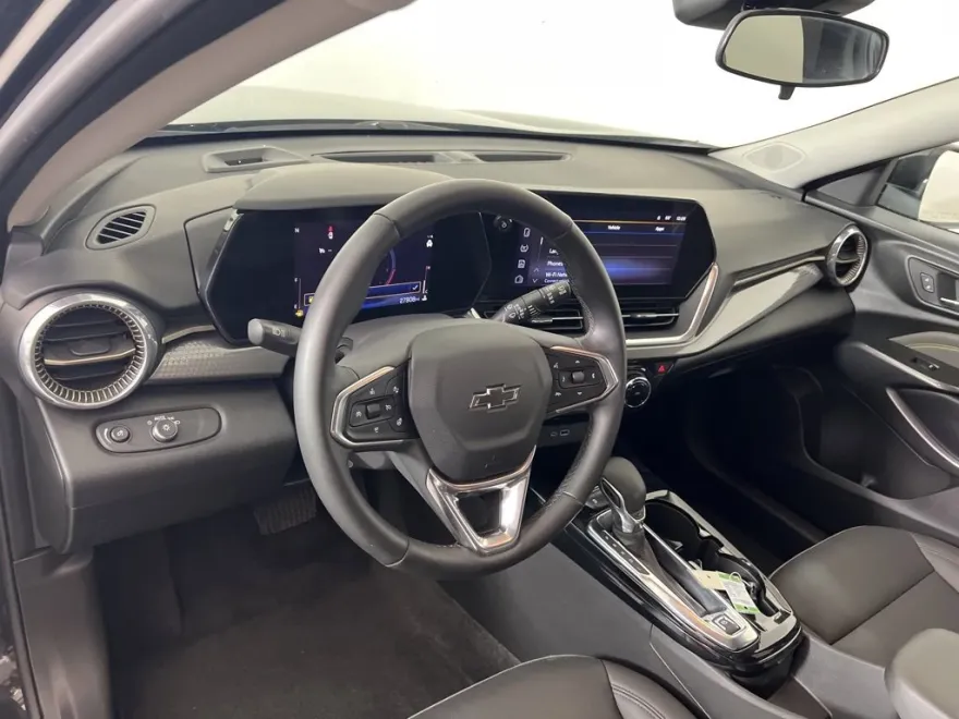2024 Chevrolet Trax ACTIV photo 1