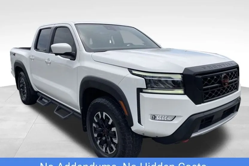 2024 Nissan Frontier PRO-4X photo 1