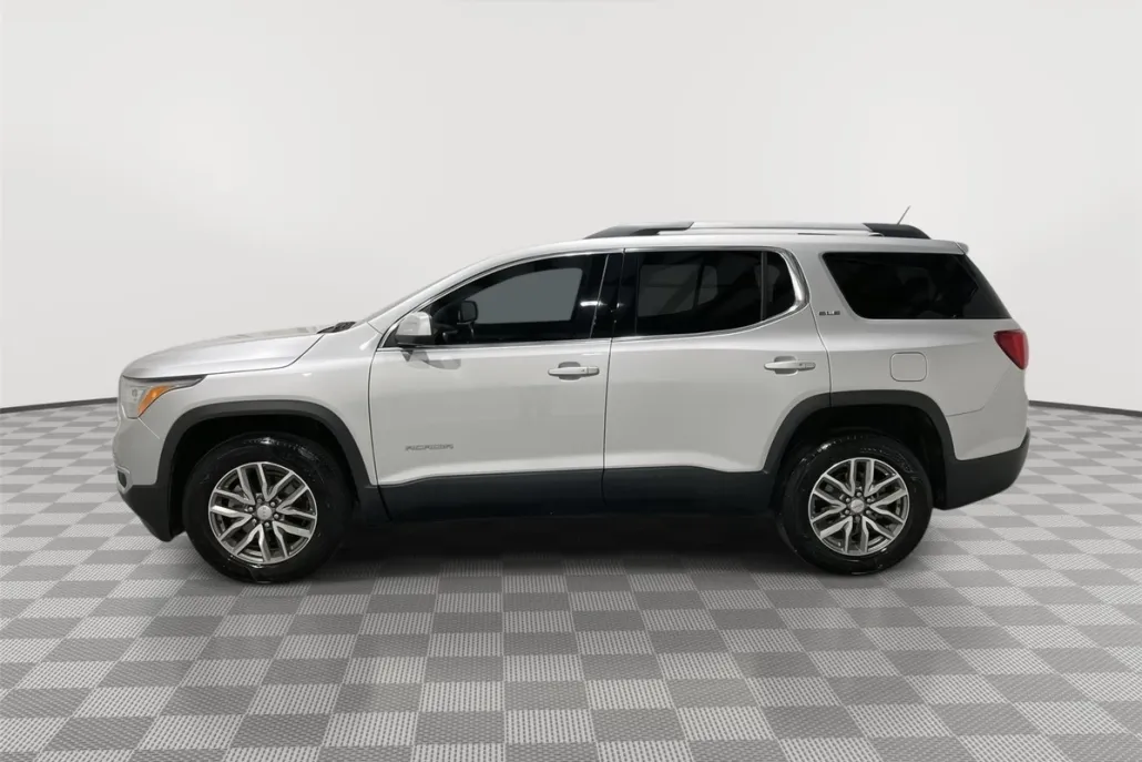 2019 Gmc Acadia SLE photo 1