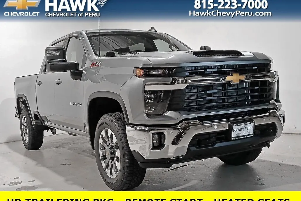 2025 Chevrolet Silverado 3500HD LT photo 1