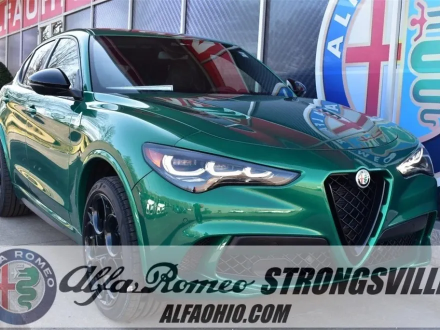 2024 Alfa Romeo Stelvio Quadrifoglio photo 1