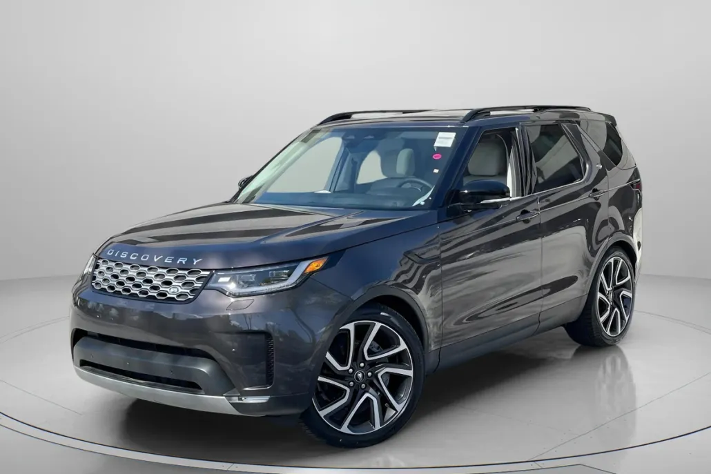 2025 Land Rover Discovery S photo 1