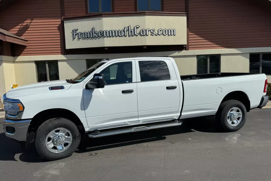 2024 Ram 2500 Tradesman photo 1