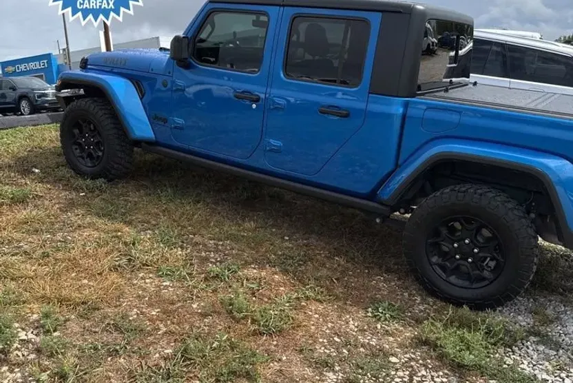 2023 Jeep Gladiator Willys photo 1