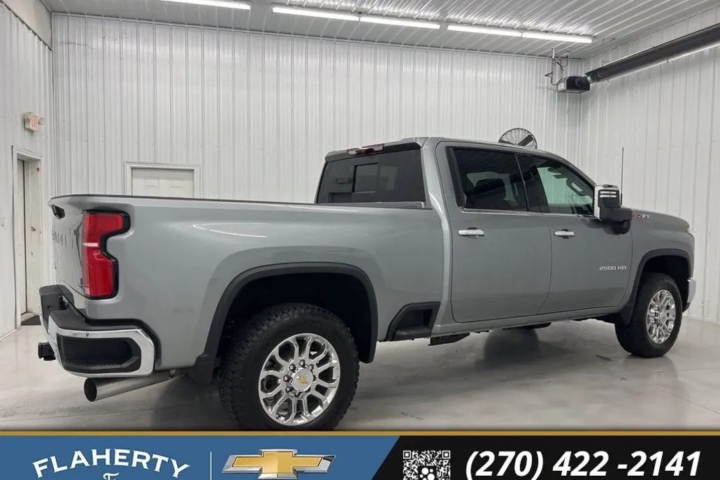 2025 Chevrolet Silverado 2500HD LTZ photo 1