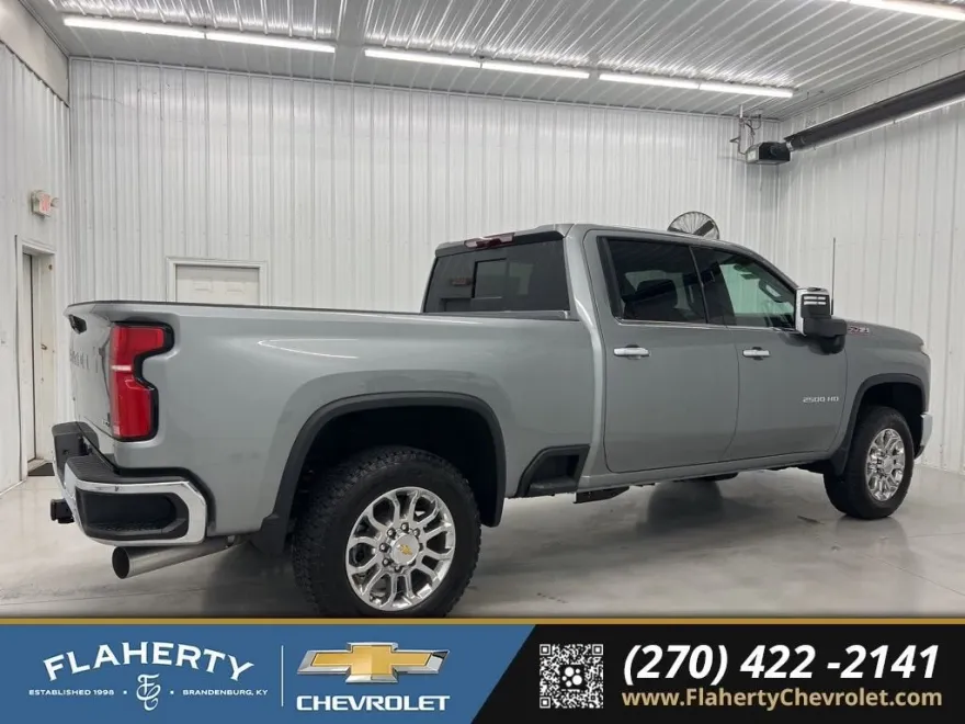2025 Chevrolet Silverado 2500HD LTZ photo 1