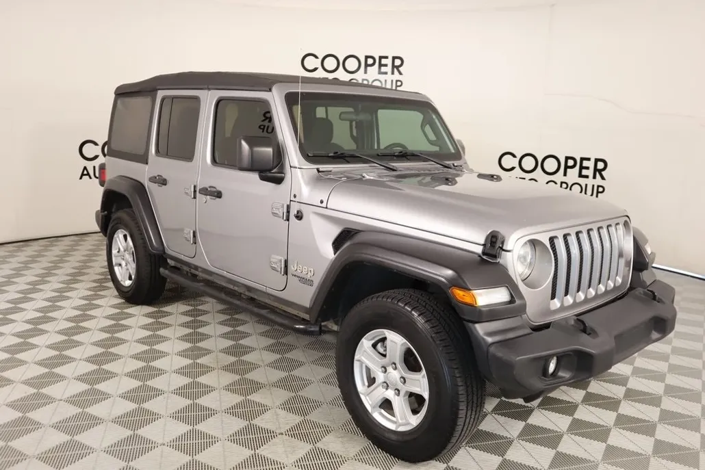 2019 Jeep Wrangler Unlimited Sport S photo 1