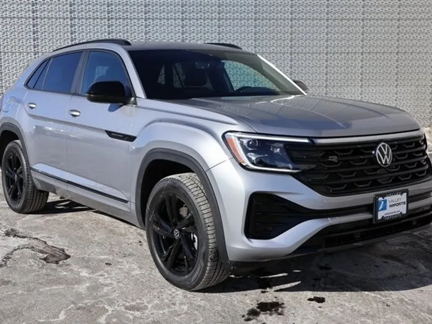 2025 Volkswagen Atlas Cross Sport SEL R-Line photo 1