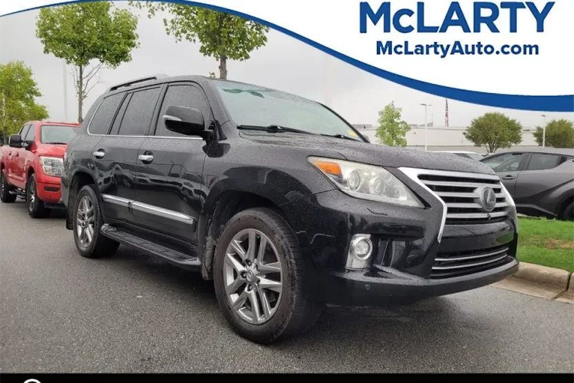 2015 Lexus LX 570 photo 1
