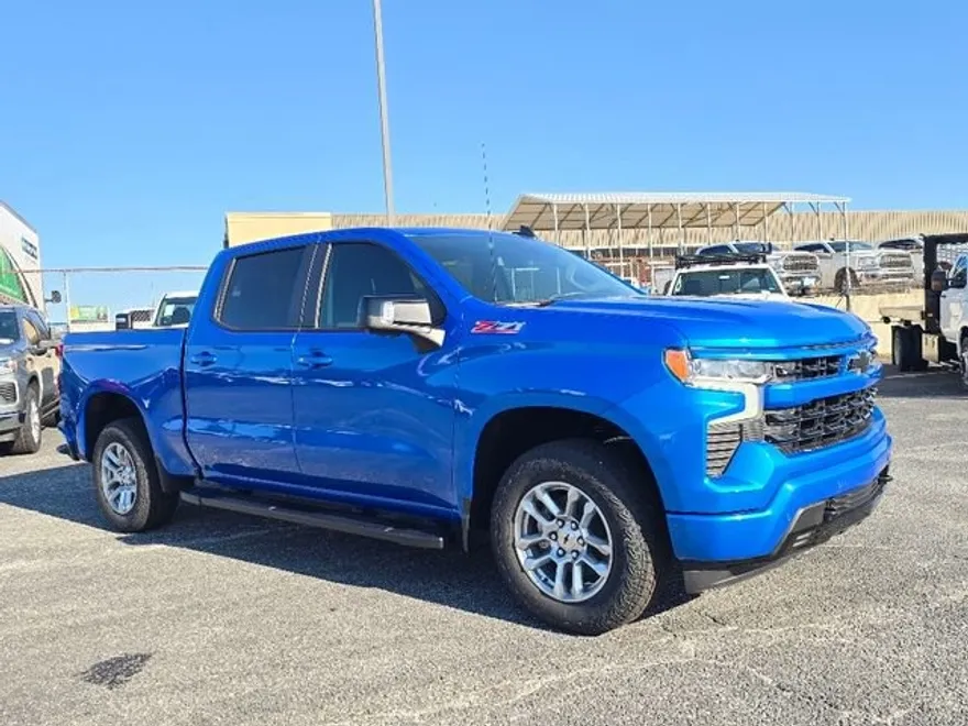 2026 Chevrolet Silverado 1500 RST photo 1