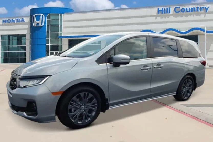 2026 Honda Odyssey Touring photo 1