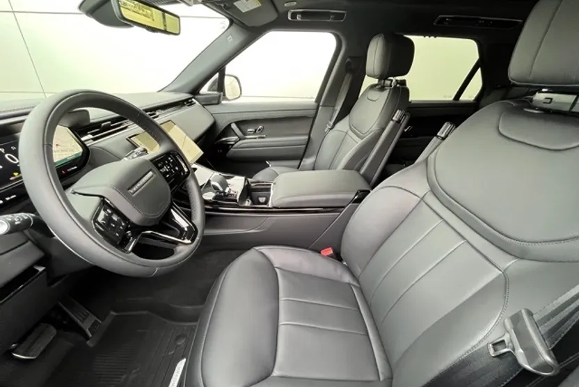 2025 Land Rover Range Rover Sport SE photo 1