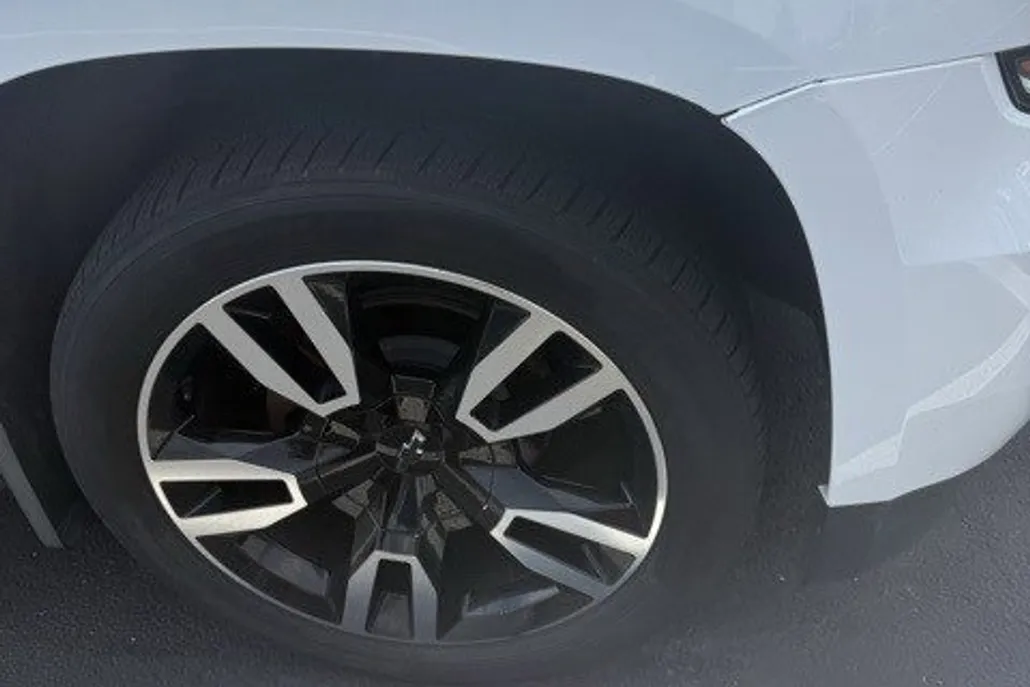 2018 Chevrolet Tahoe Premier photo 1