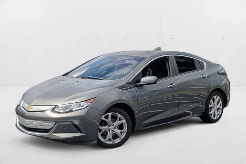 2017 Chevrolet Volt Premier photo 1