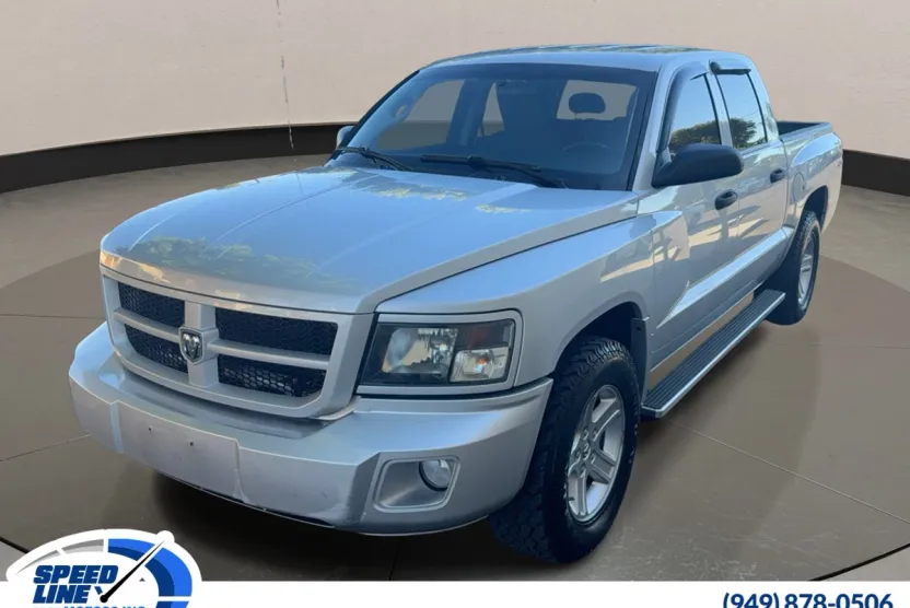 2011 Dodge Dakota photo 1