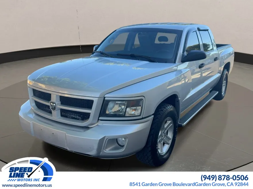 2011 Dodge Dakota photo 1