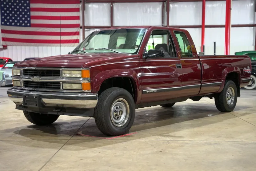 1998 Chevrolet Silverado photo 1