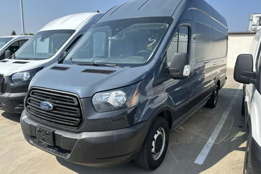 2019 Ford Transit photo 1