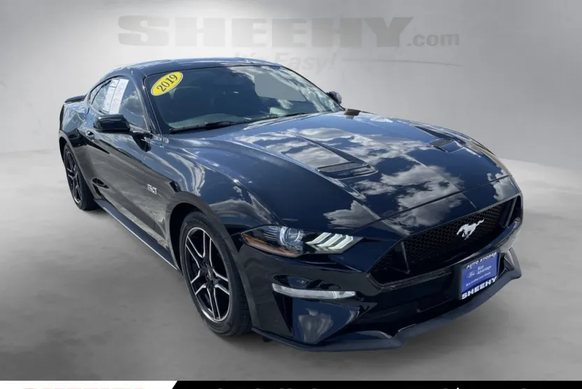 2019 Ford Mustang GT Premium photo 1