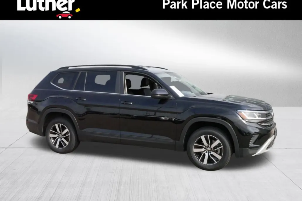 2022 Volkswagen Atlas SE photo 1