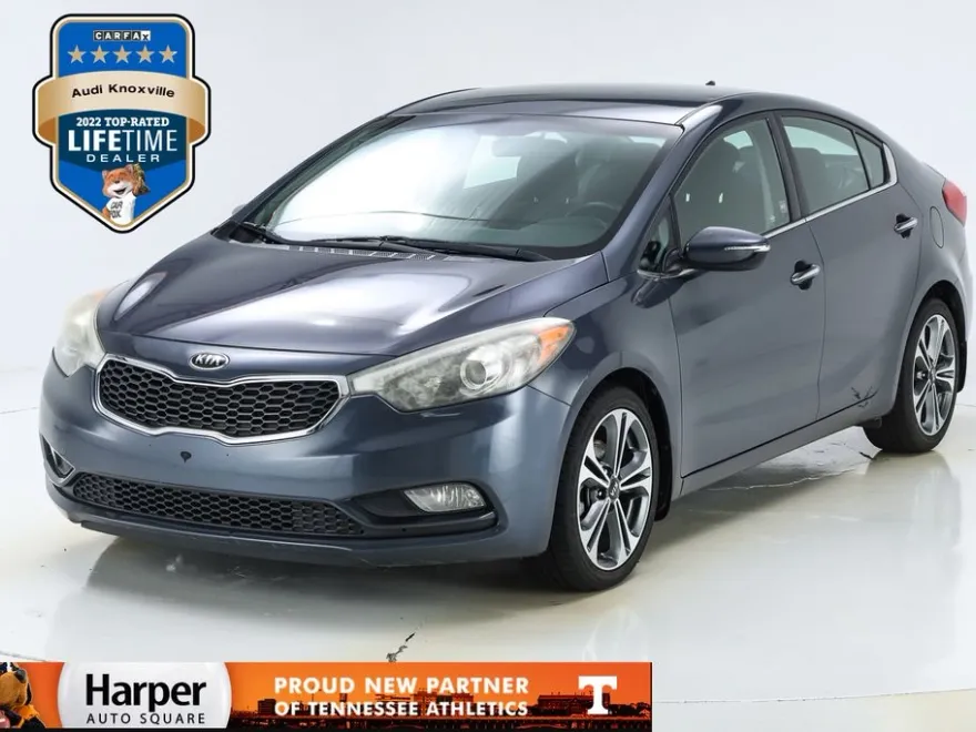 2016 Kia Forte EX photo 1