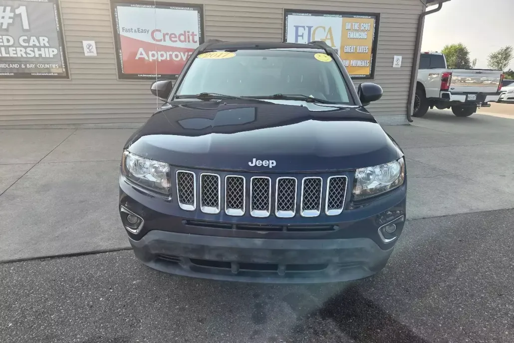 2017 Jeep Compass Sport photo 1