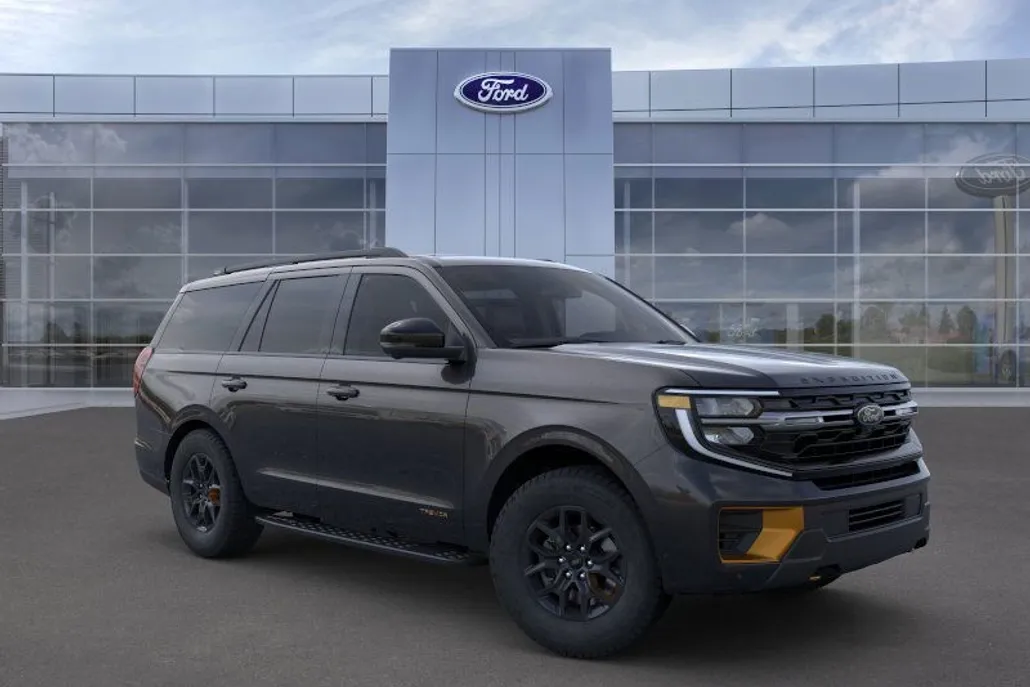 2025 Ford Expedition photo 1