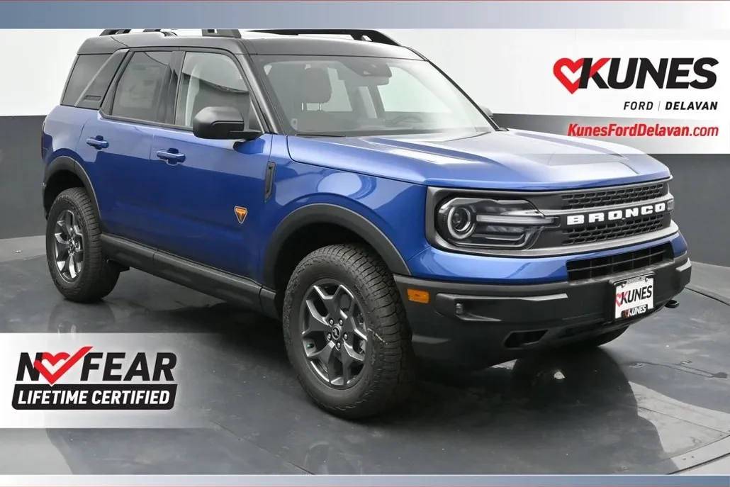 2024 Ford Bronco Sport Badlands photo 1