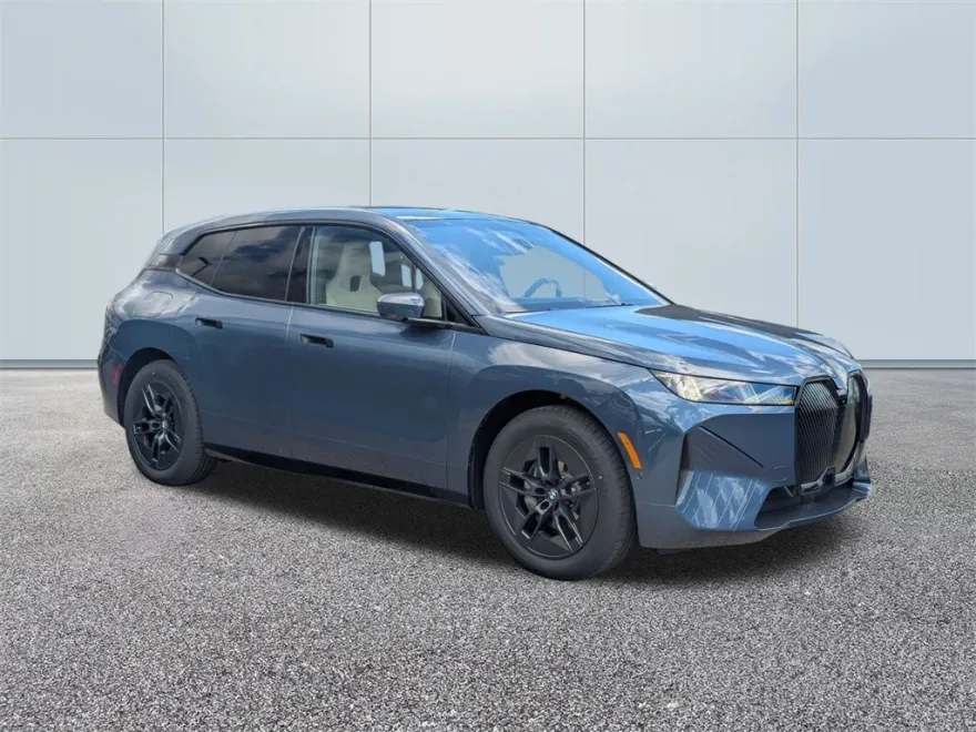 2026 Bmw iX photo 1