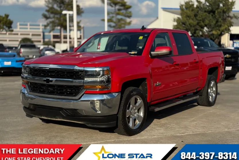 2018 Chevrolet Silverado 1500 LT photo 1
