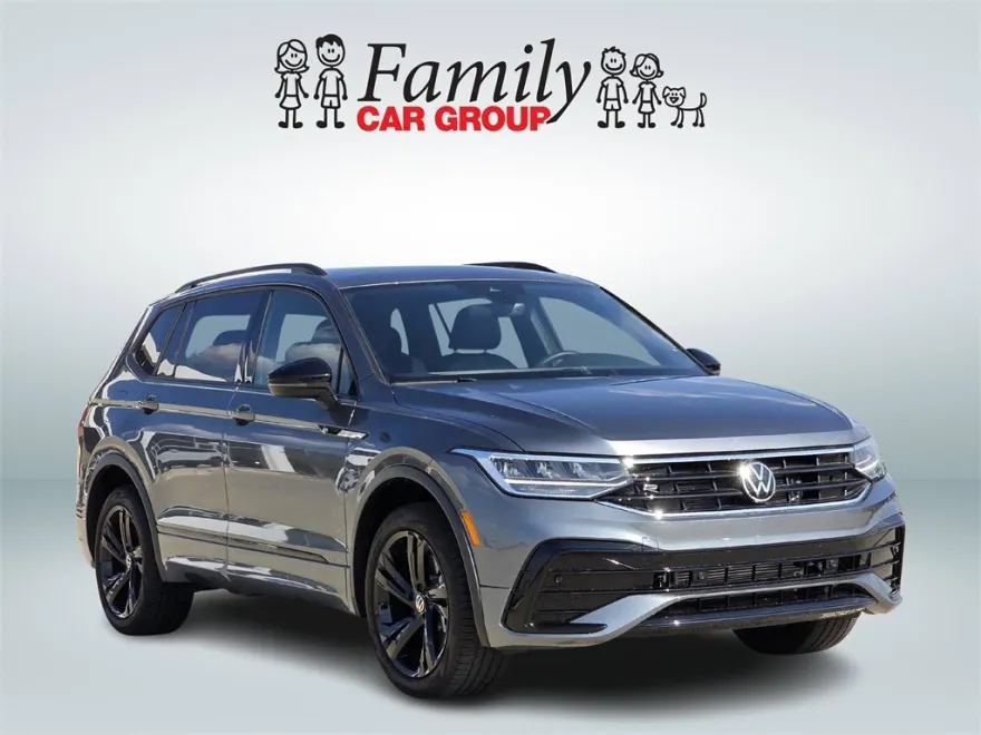 2024 Volkswagen Tiguan SE R-Line Black photo 1