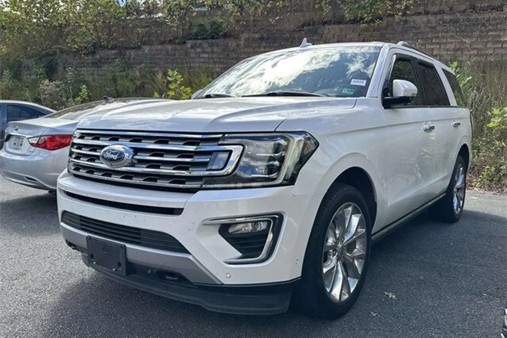 2019 Ford Expedition Limited photo 1