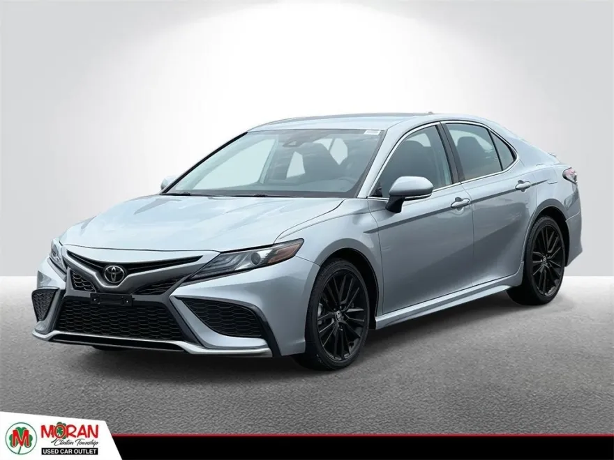 2023 Toyota Camry XSE photo 1