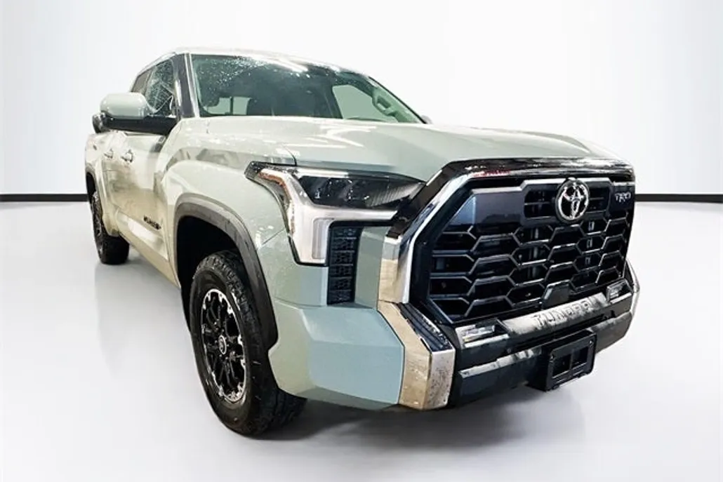 2022 Toyota Tundra SR5 photo 1