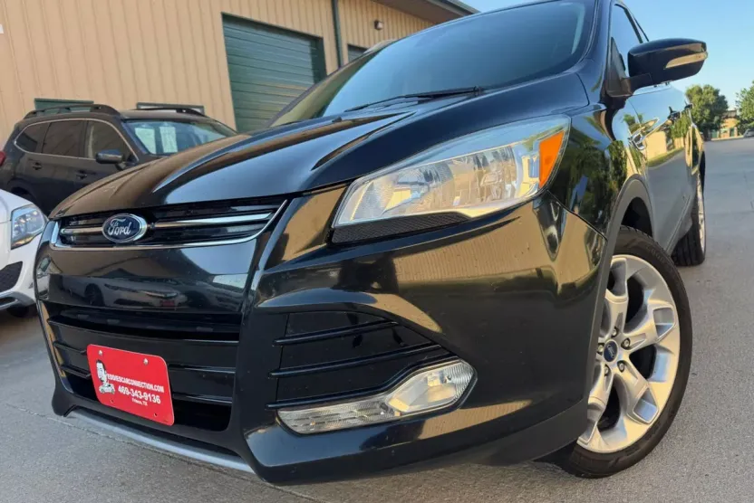 2014 Ford Escape Titanium Sport photo 1