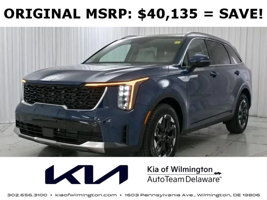 2024 Kia Sorento S photo 1