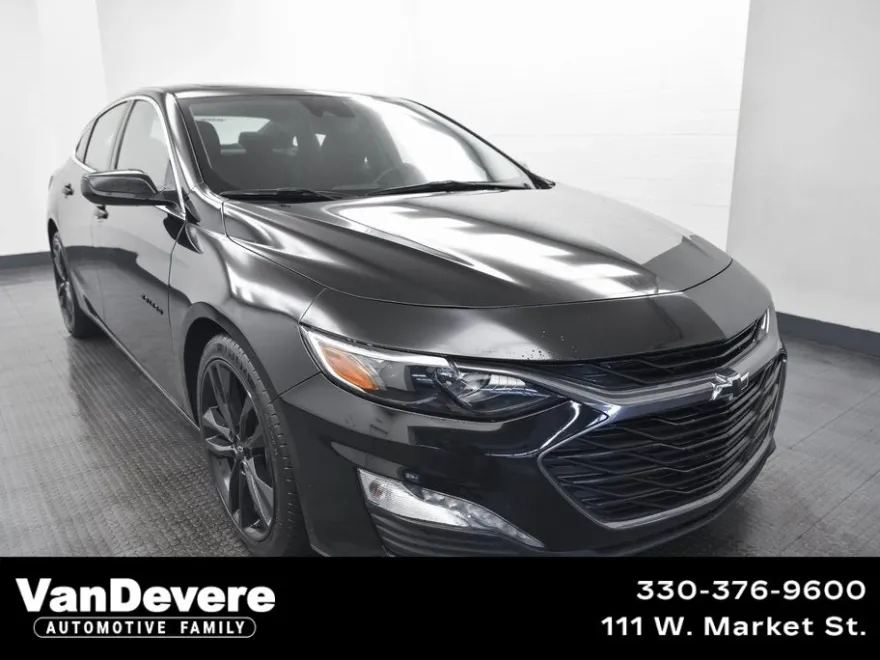 2023 Chevrolet Malibu 1LT photo 1
