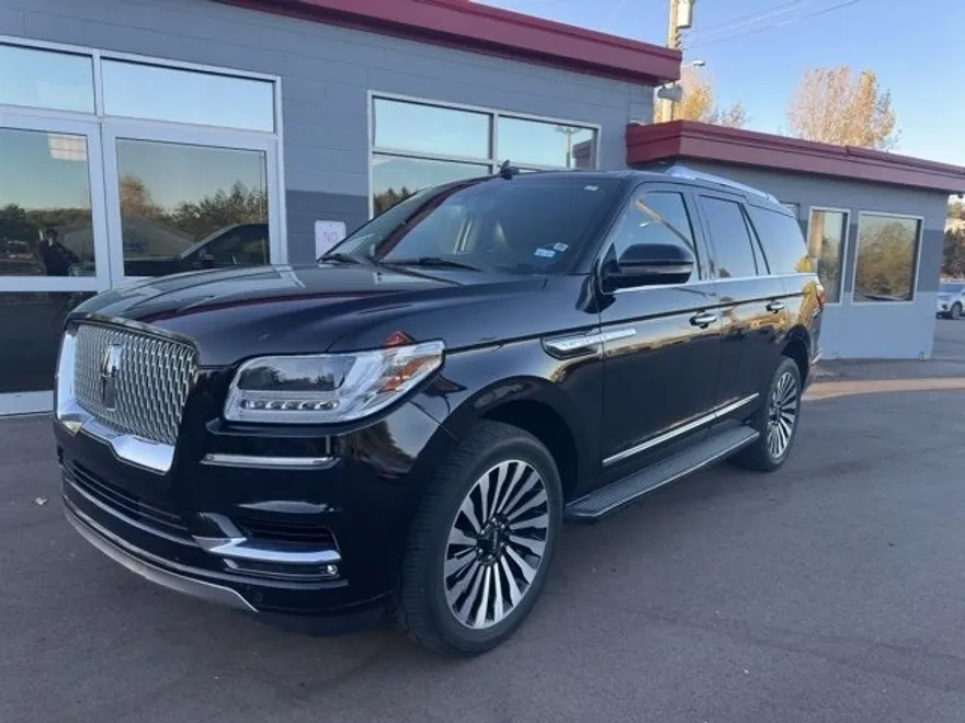 2019 Lincoln Navigator Standard photo 1