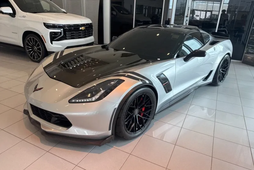 2018 Chevrolet Corvette Grand Sport 2LT photo 1