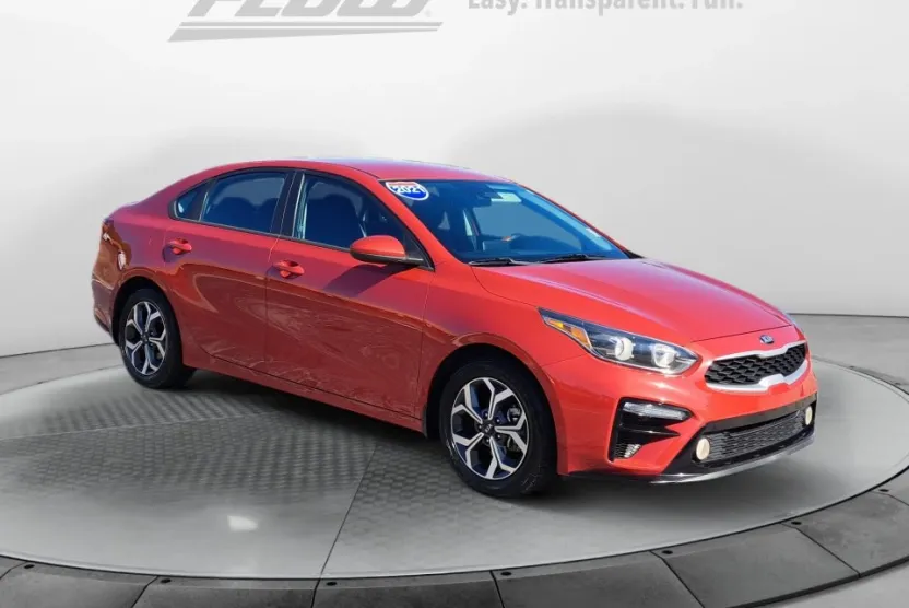 2021 Kia Forte LXS photo 1