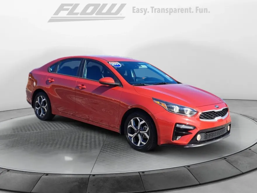 2021 Kia Forte LXS photo 1