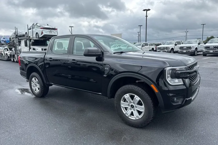 2024 Ford Ranger XL photo 1