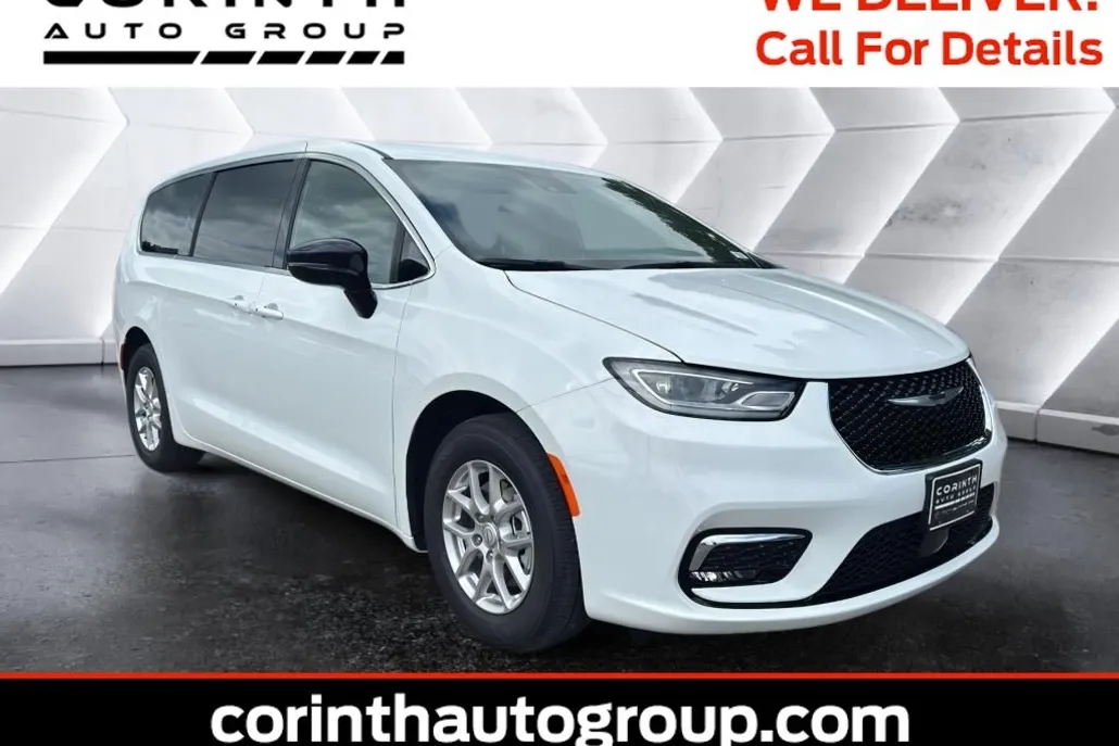 2026 Chrysler Pacifica photo 1