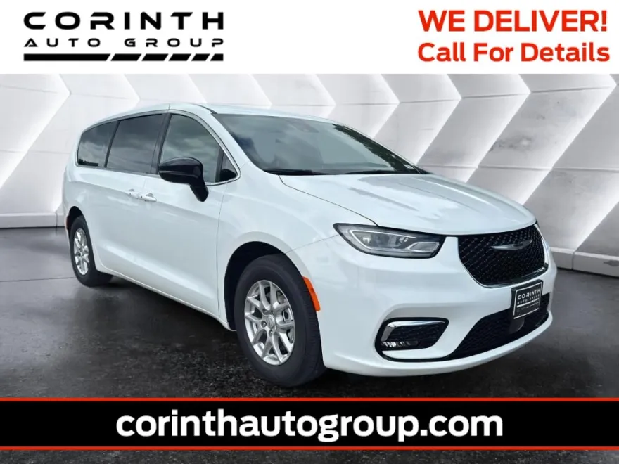 2026 Chrysler Pacifica photo 1