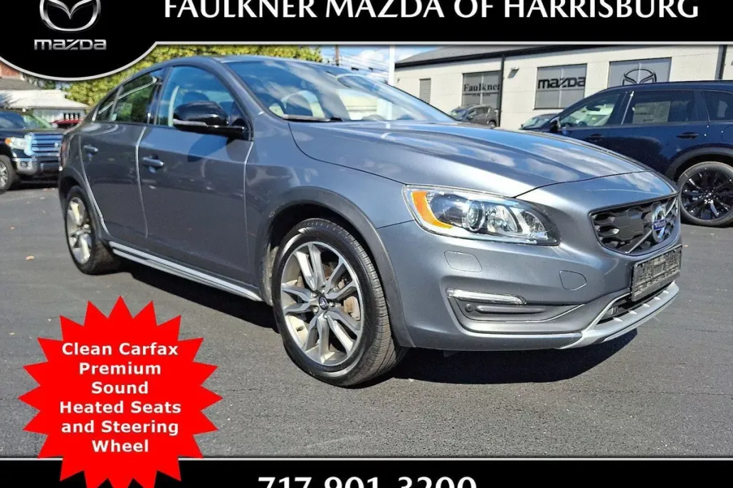 2016 Volvo S60 Cross Country T5 Platinum photo 1